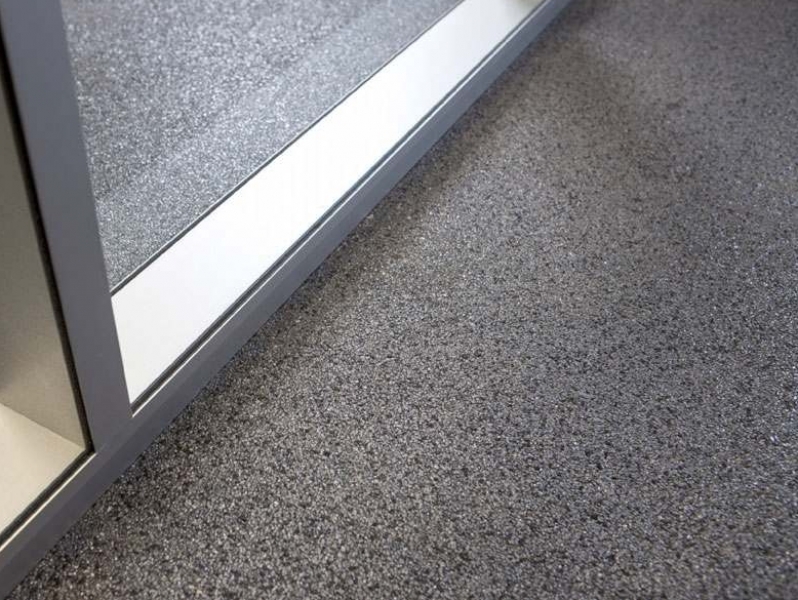 siergrind vloer in kantoren te Tiel.